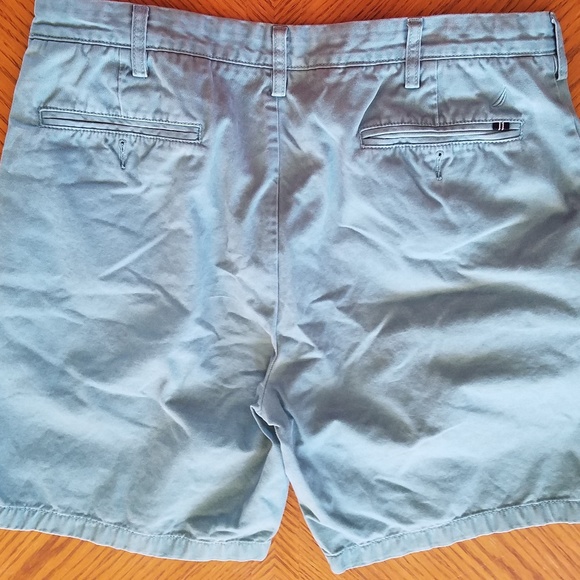 Nautica Shorts Teal 36W - Picture 2 of 4